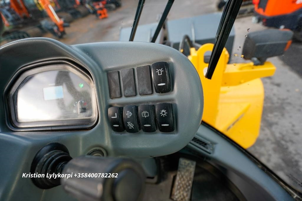 Wheel loader Volvo L35G LAMELLIRENKAAT