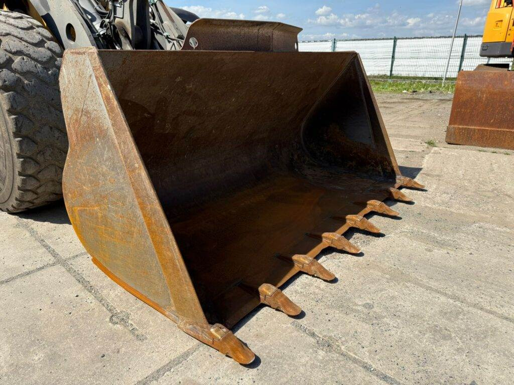 Wheel loader Volvo L60H