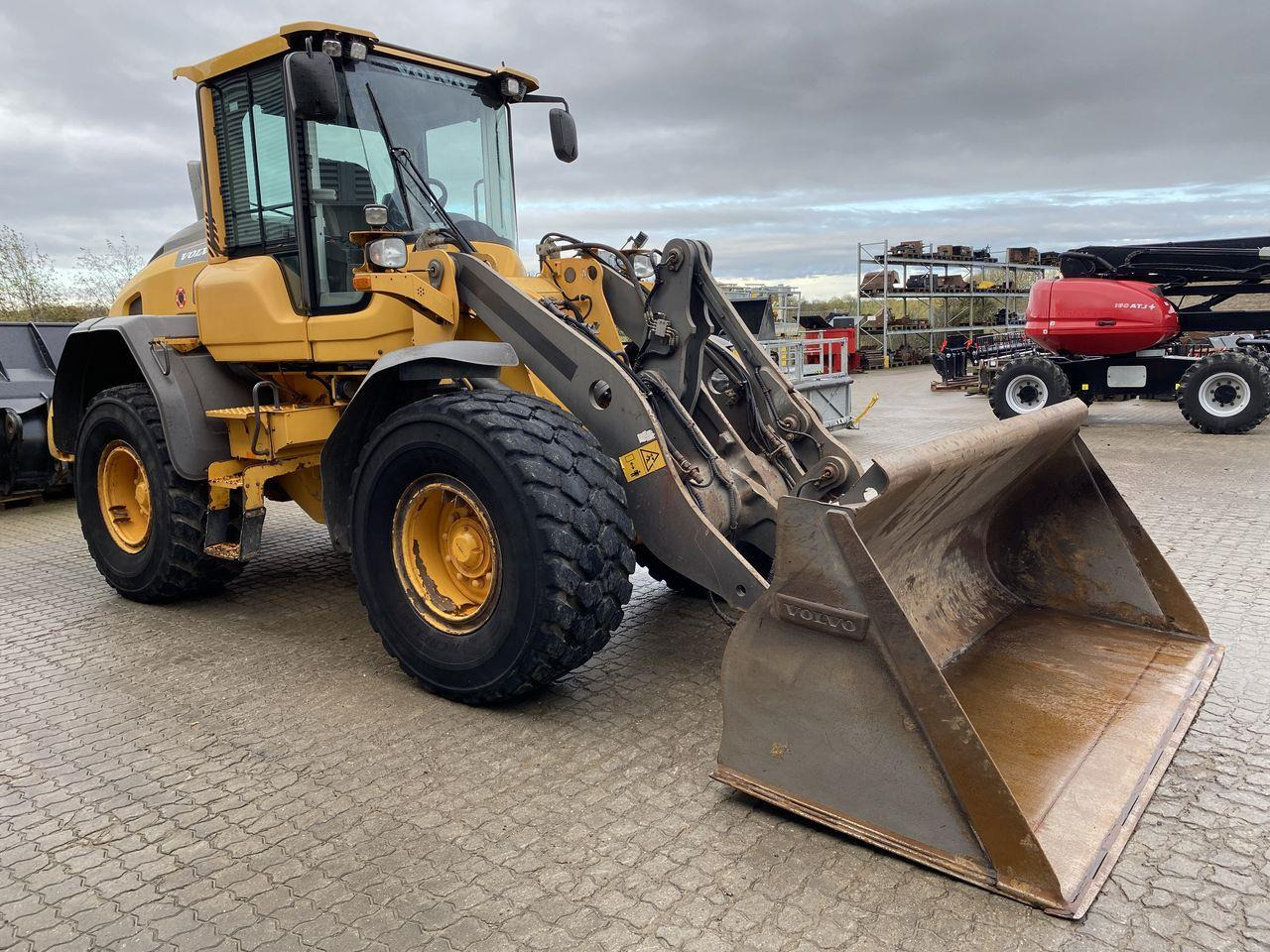 Wheel loader Volvo L60H