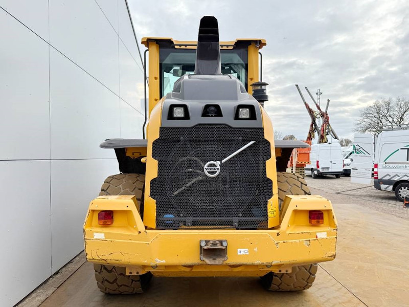 Wheel loader Volvo L60H - Backup Camera / Quick Coupler