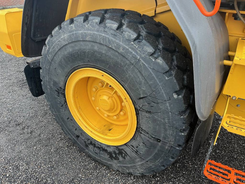 Wheel loader Volvo L60H Lång bom, Hjullastare
