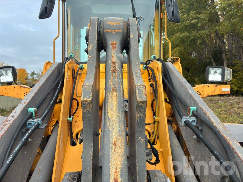 Wheel loader Volvo L70E