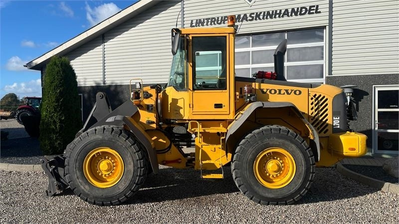 Wheel loader Volvo L70E Med hurtigskift og centralsmørring