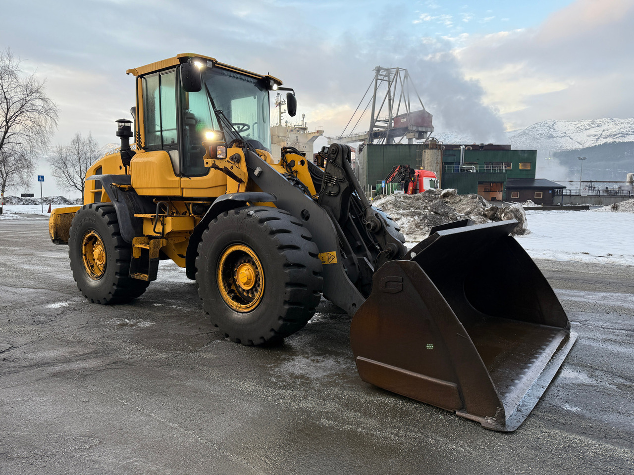 Wheel loader Volvo L70G
