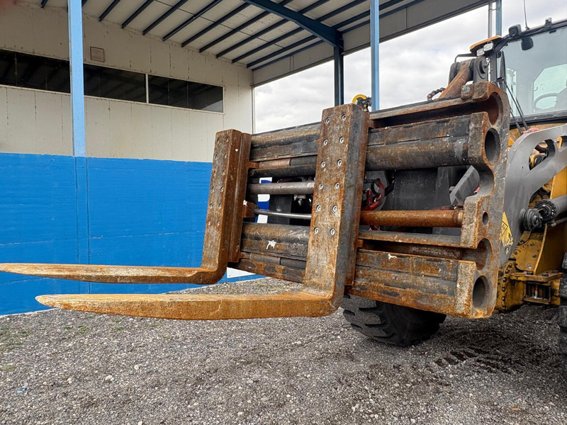 Wheel loader Volvo L70H