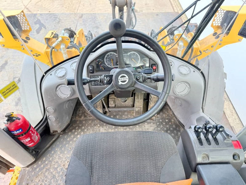 Wheel loader Volvo L70H - 3rd Function / Weight System