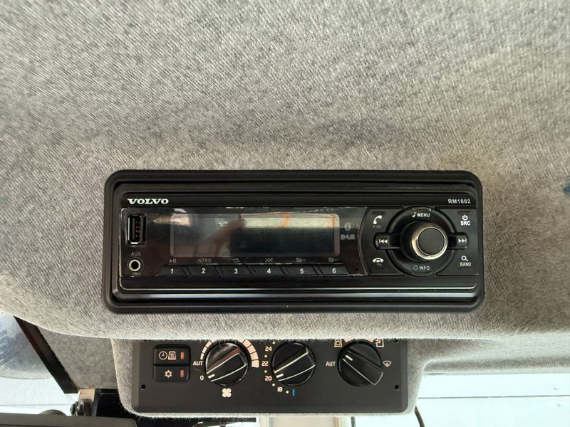 Wheel loader Volvo L70H - 3rd Function / Weight System