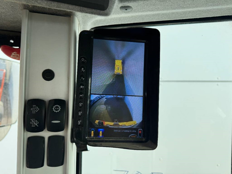 Wheel loader Volvo L70H - Weight System / 3rd Function