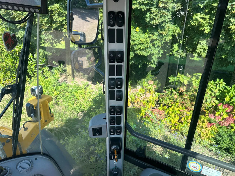 Wheel loader Volvo L70 H