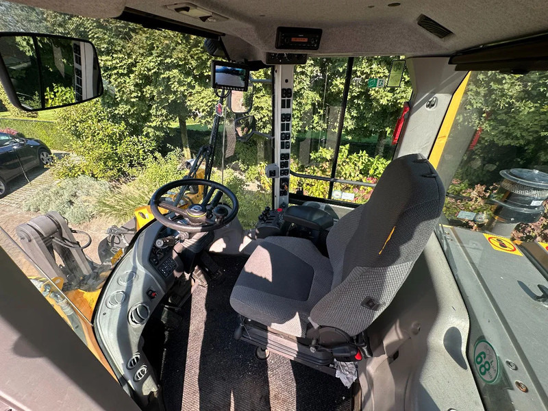 Wheel loader Volvo L70 H