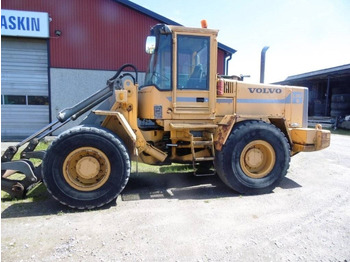 Wheel loader Volvo L90B 