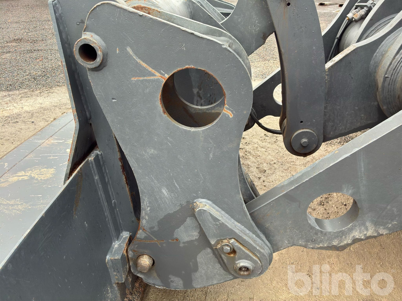 Wheel loader Volvo L90C