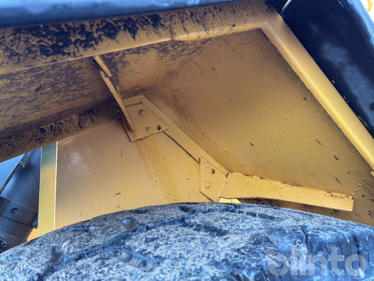 Wheel loader Volvo L90C