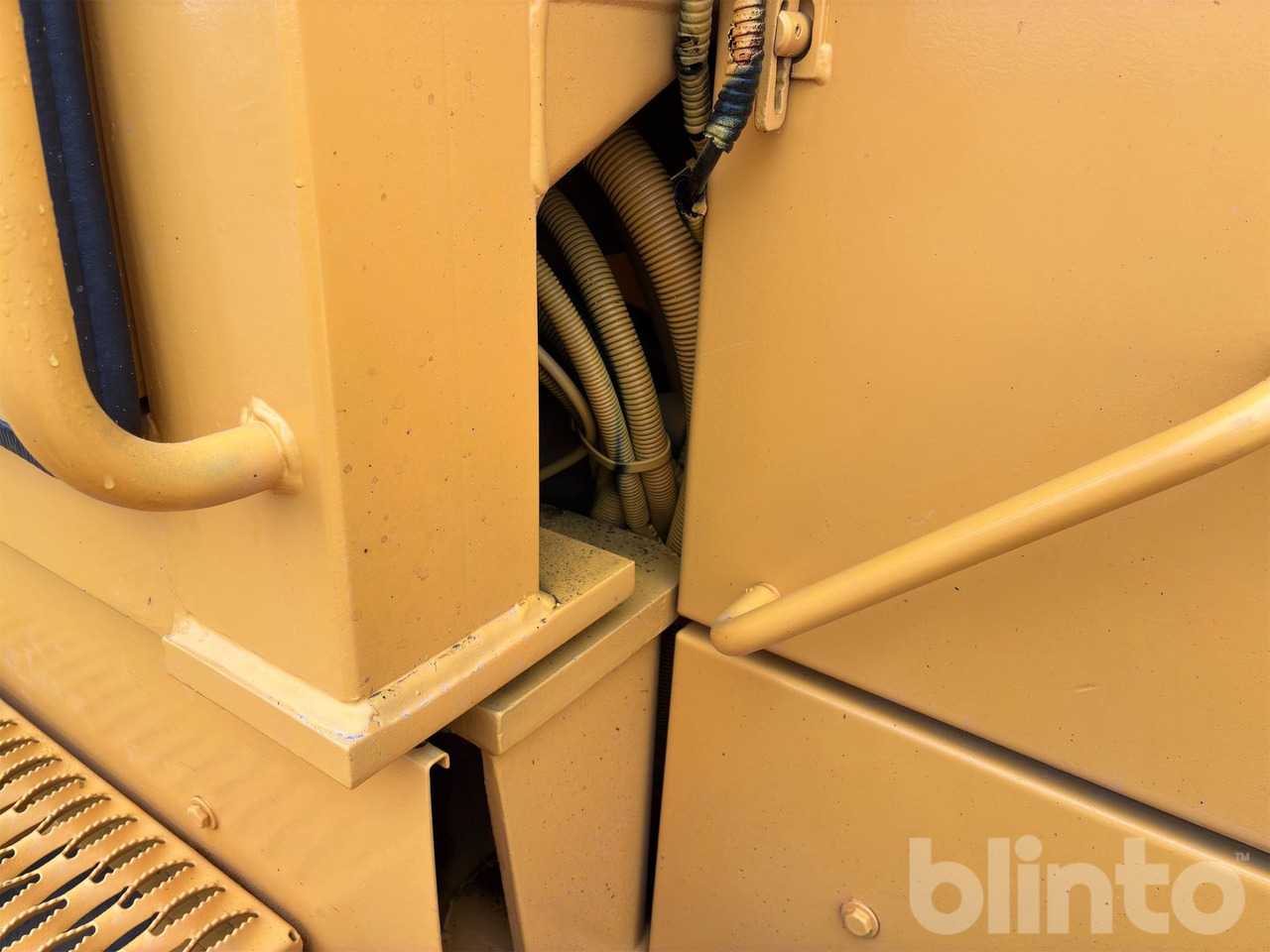 Wheel loader Volvo L90C