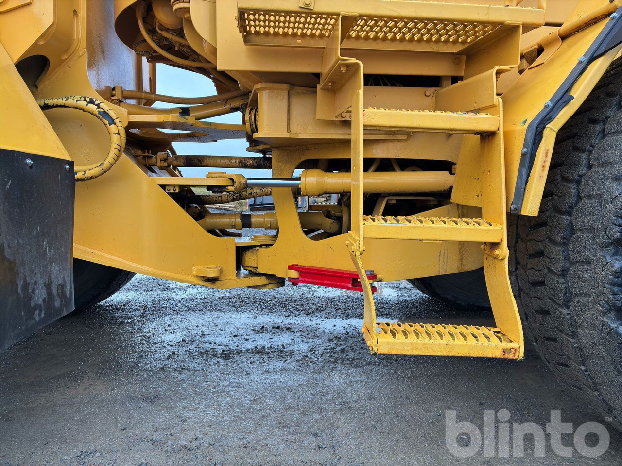 Wheel loader Volvo L90C