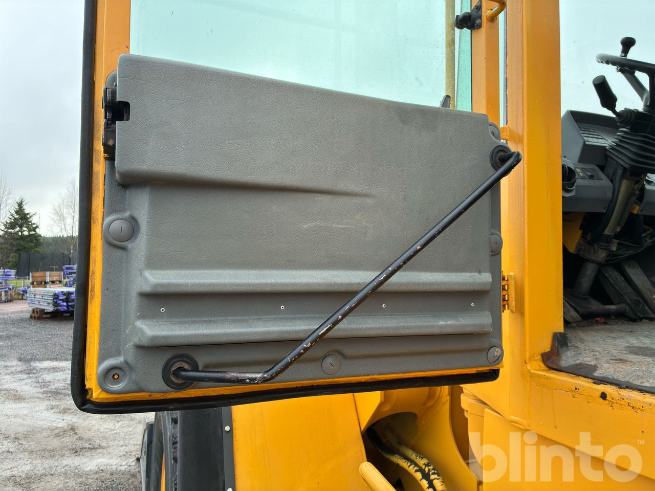 Wheel loader Volvo L90C