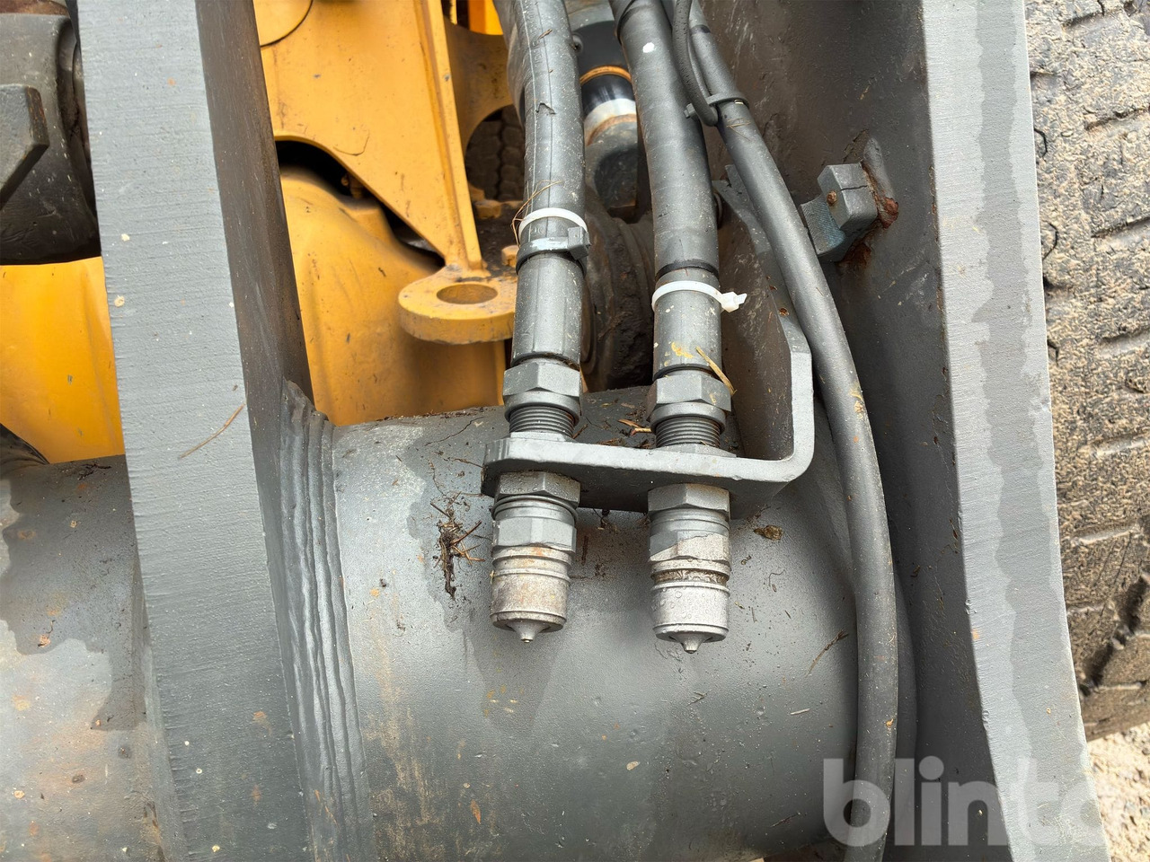 Wheel loader Volvo L90C