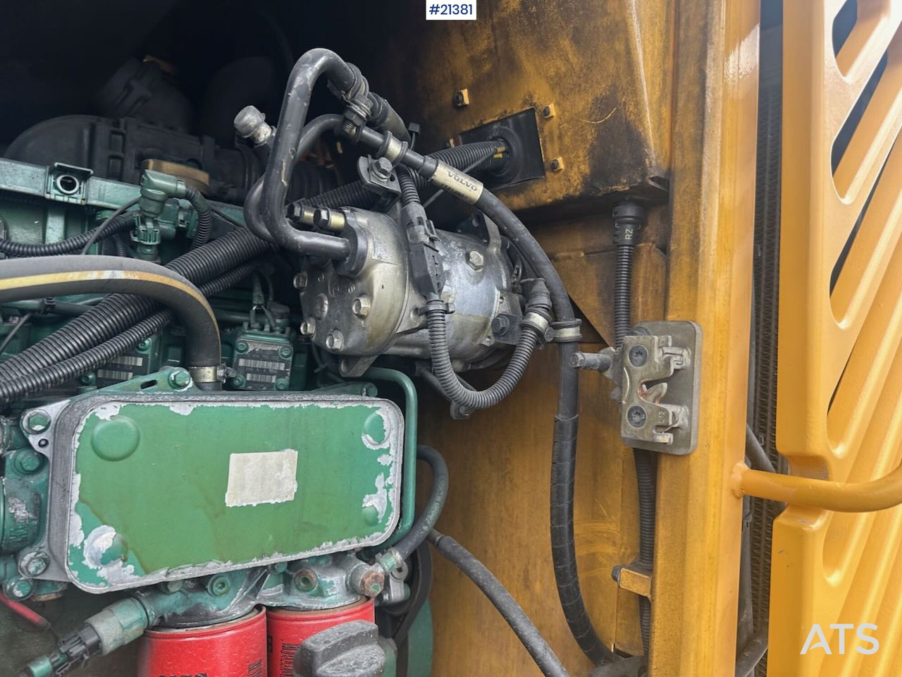 Wheel loader Volvo L90E hjullaster. SE VIDEO