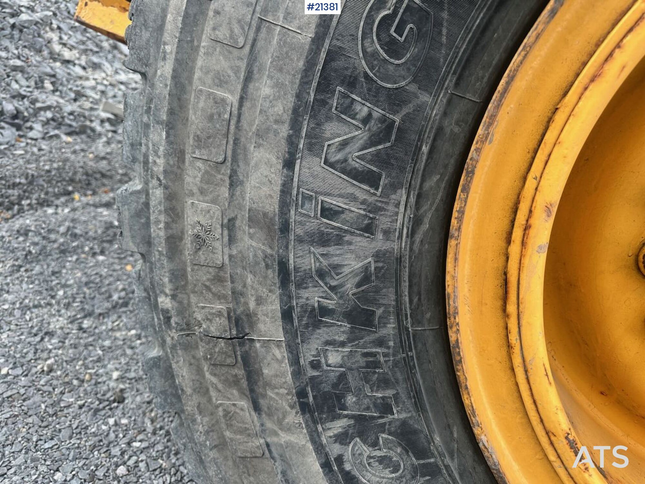 Wheel loader Volvo L90E hjullaster. SE VIDEO