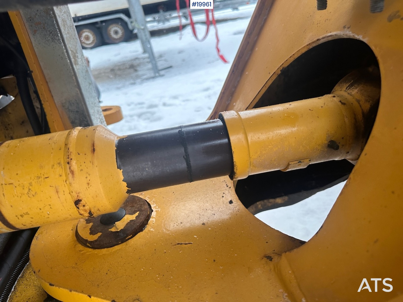 Wheel loader Volvo L90F