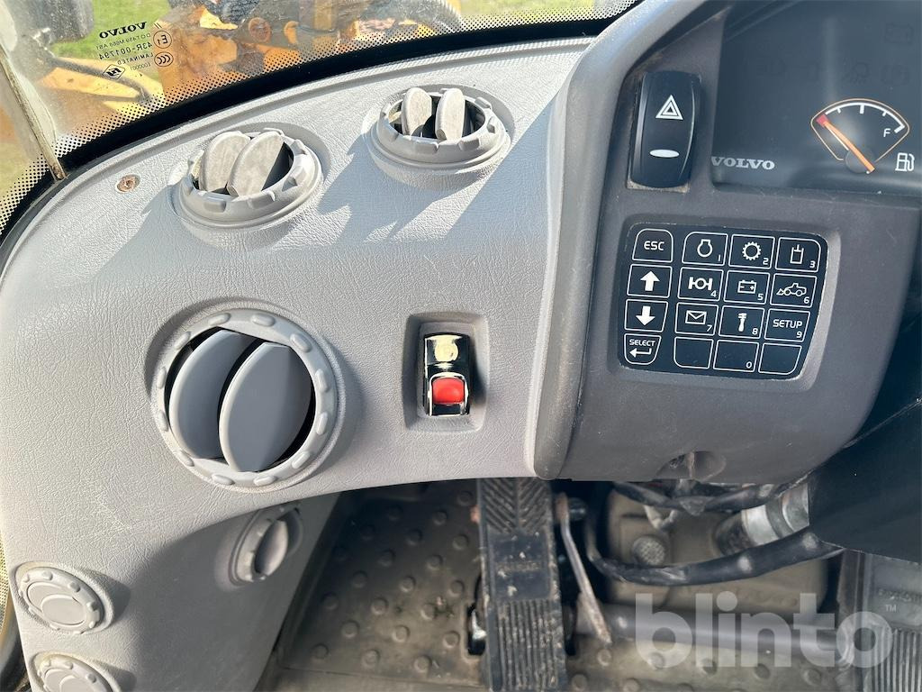 Wheel loader Volvo L90G