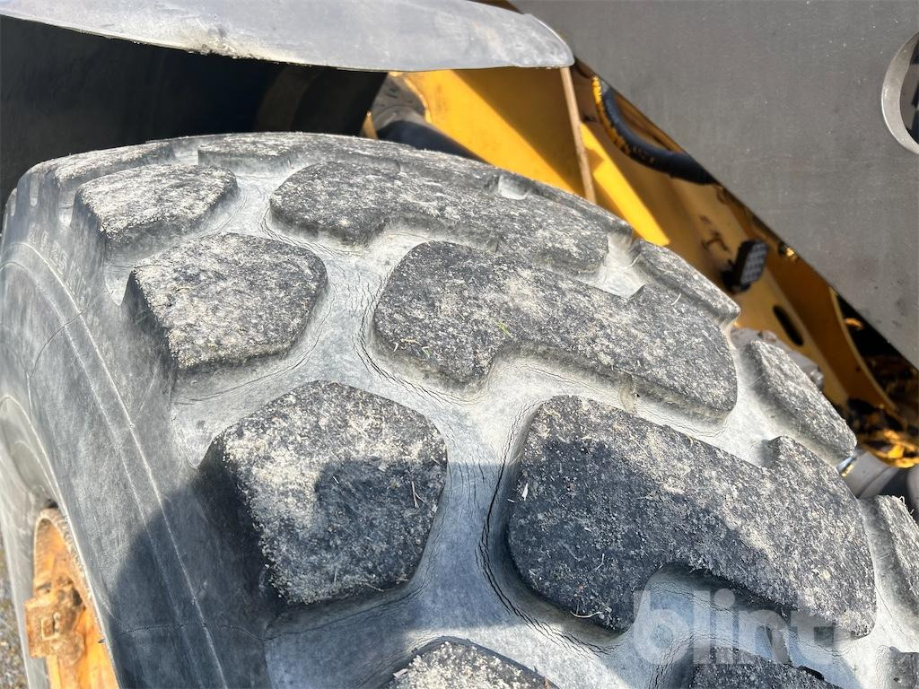 Wheel loader Volvo L90G