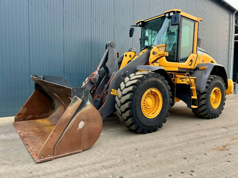 Wheel loader Volvo L90H