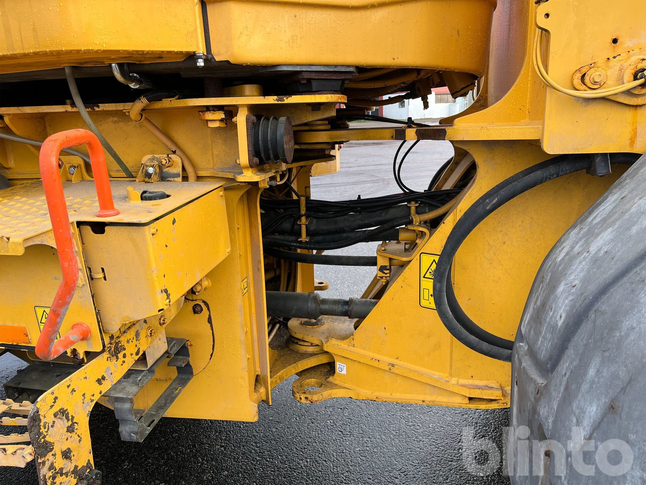 Wheel loader Volvo L90H