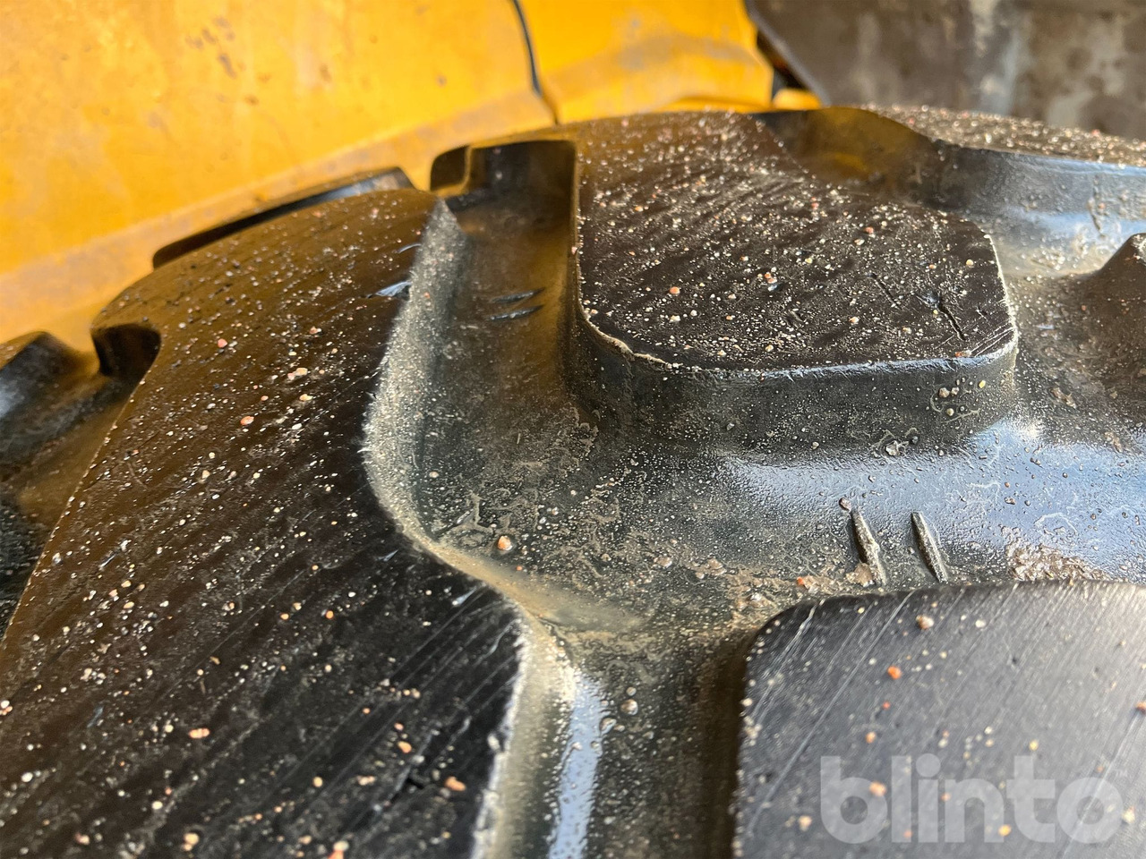 Wheel loader Volvo L90H