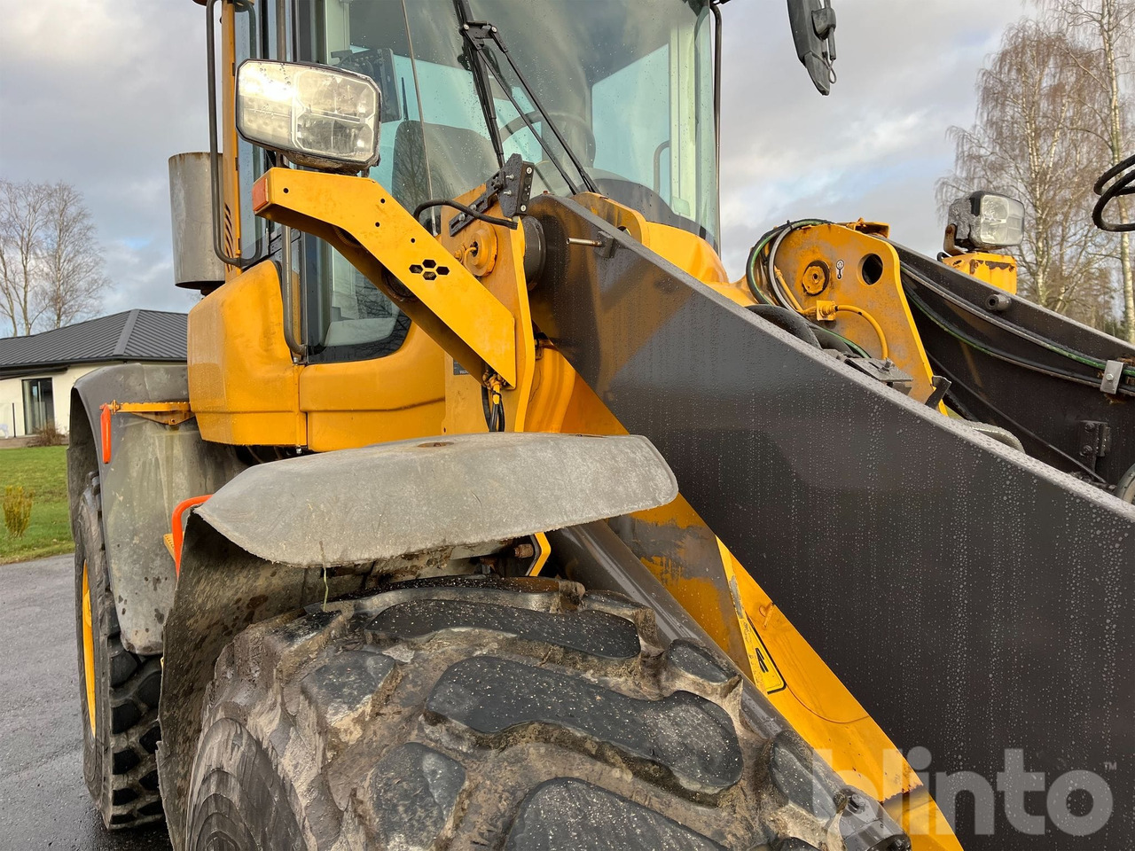 Wheel loader Volvo L90H