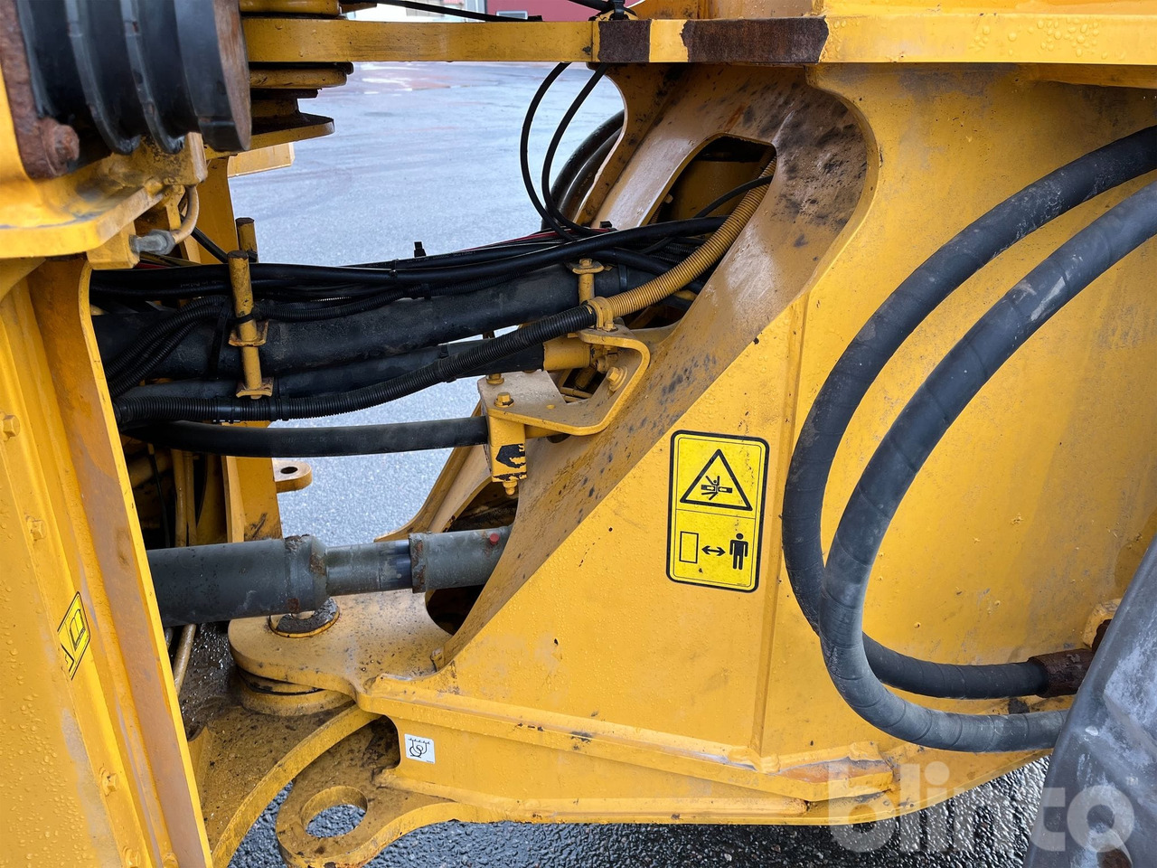 Wheel loader Volvo L90H