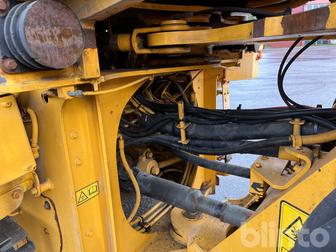 Wheel loader Volvo L90H