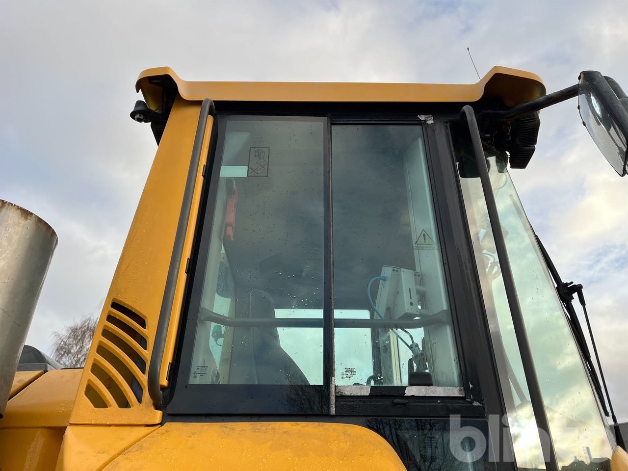 Wheel loader Volvo L90H