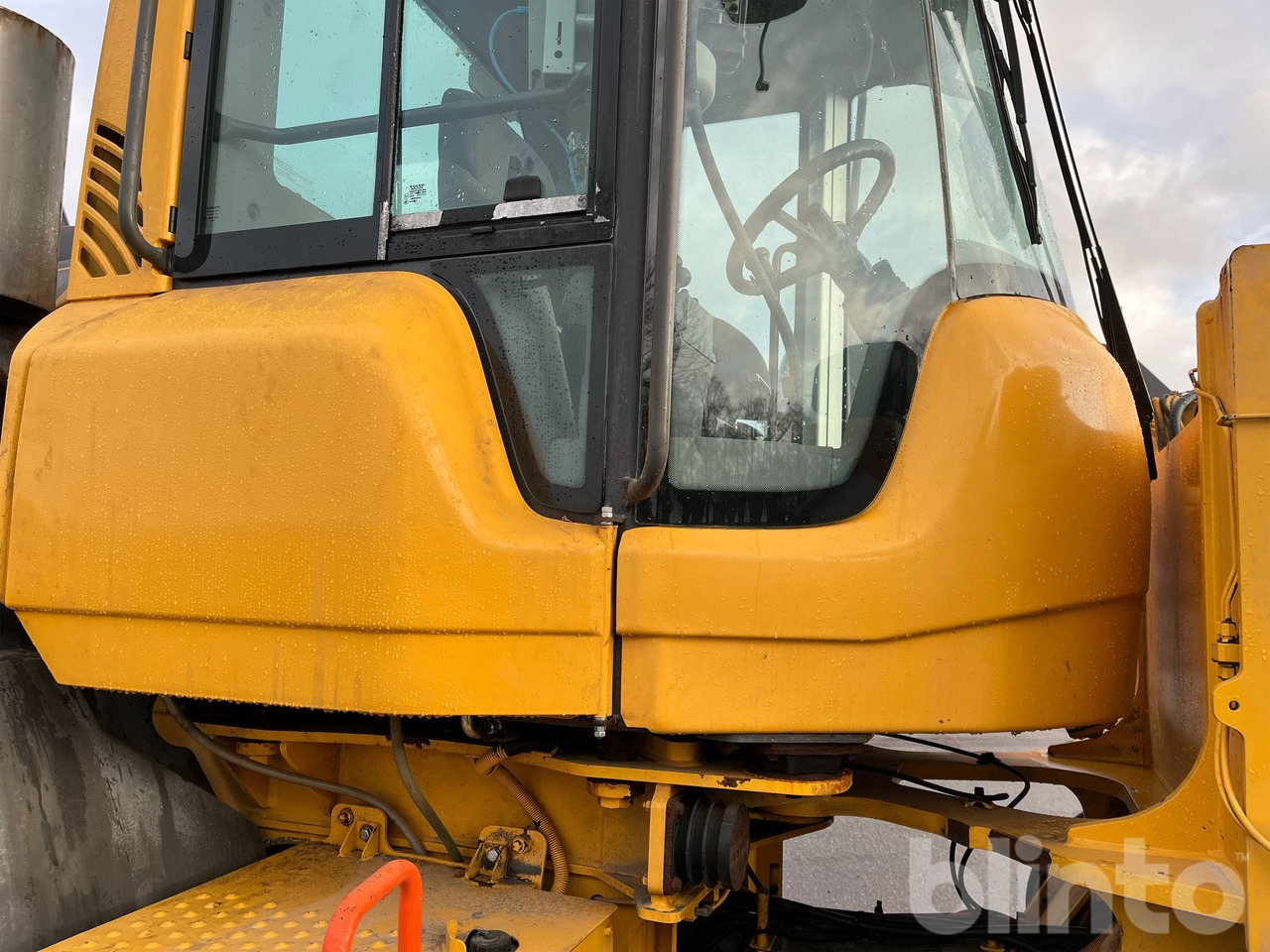 Wheel loader Volvo L90H