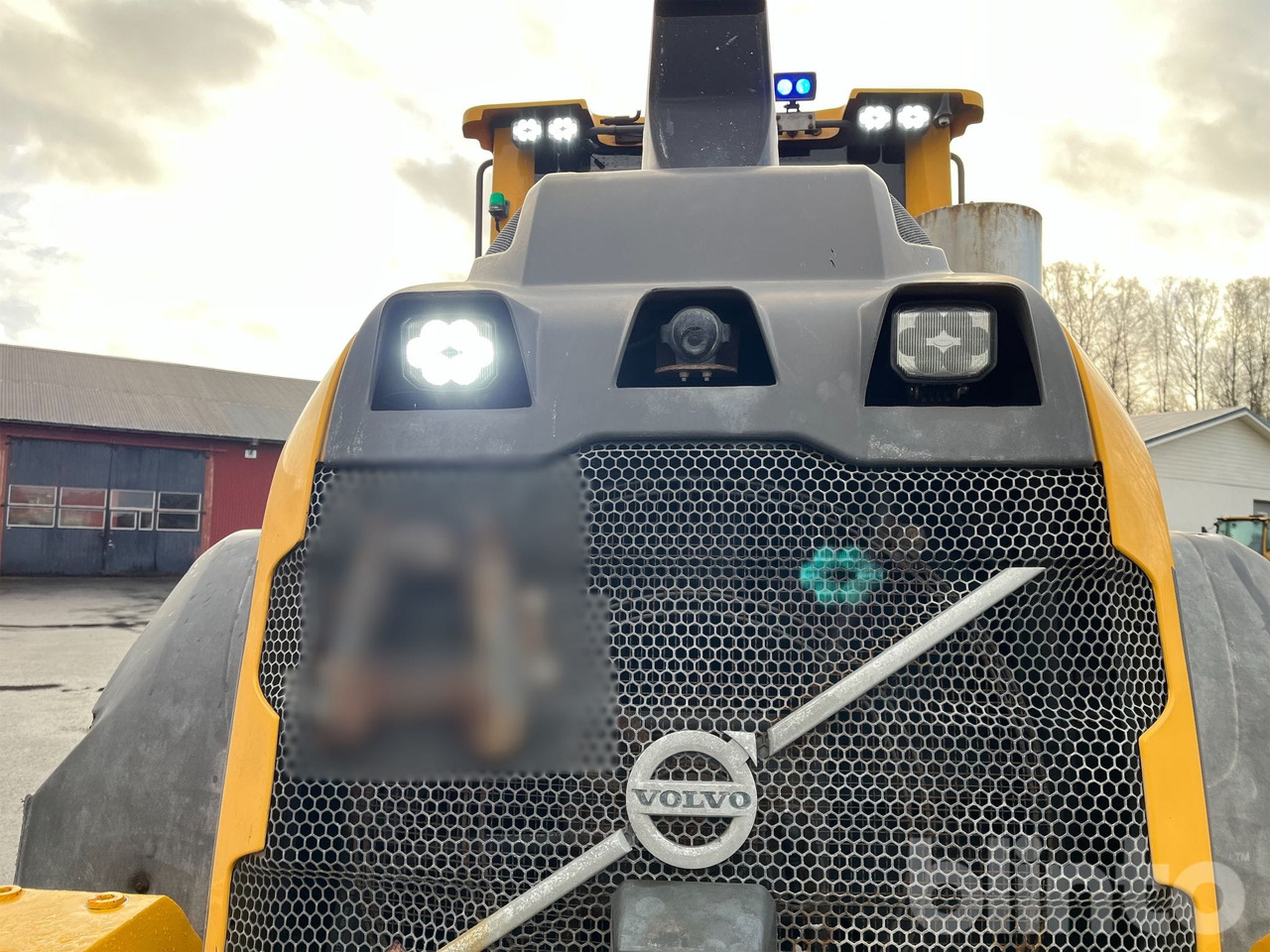 Wheel loader Volvo L90H