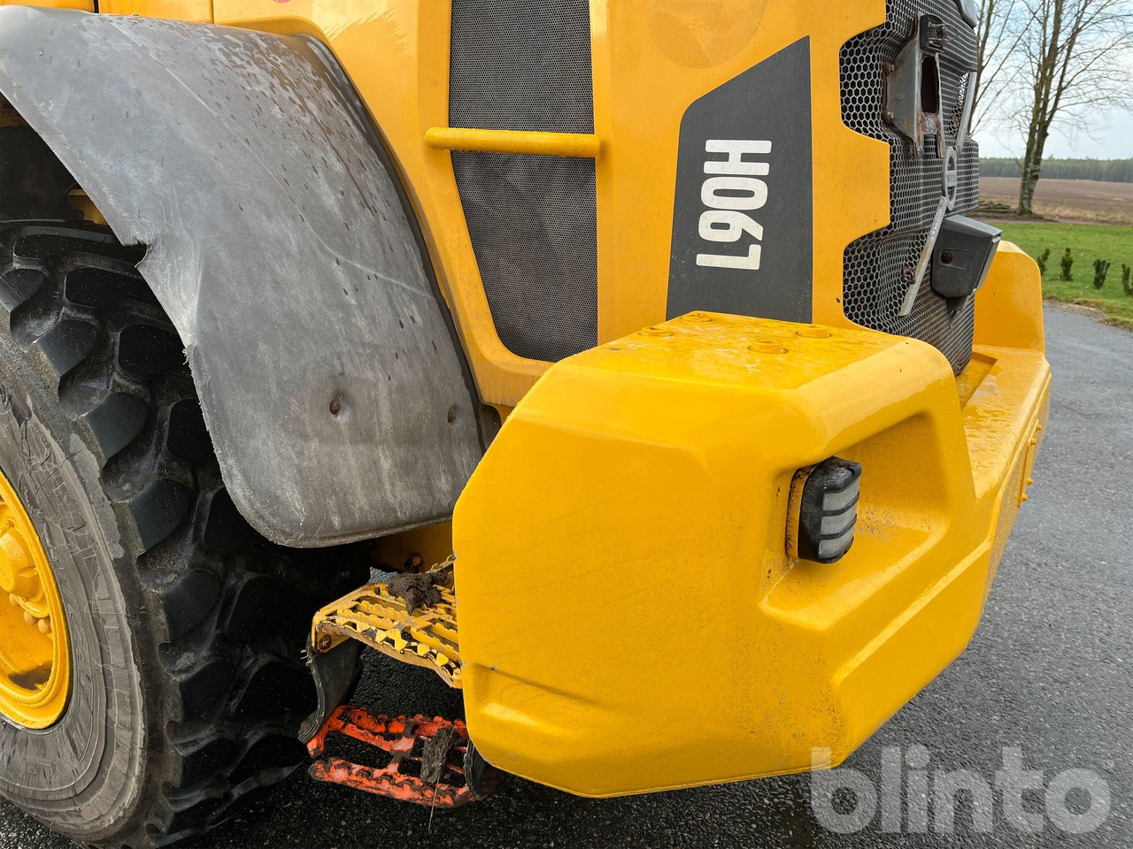 Wheel loader Volvo L90H