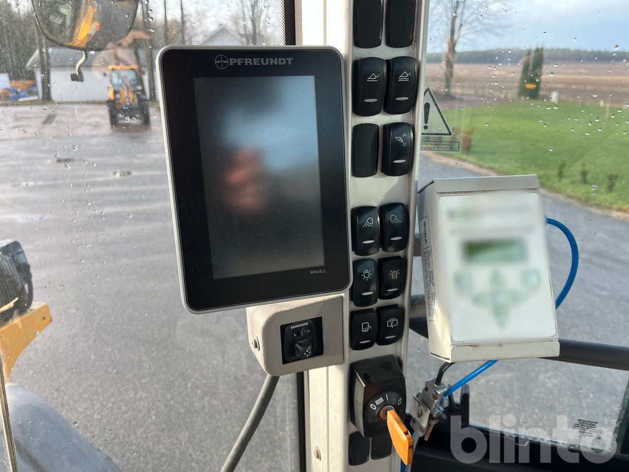 Wheel loader Volvo L90H