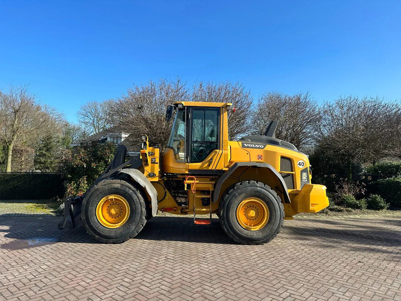 Wheel loader Volvo L90 H