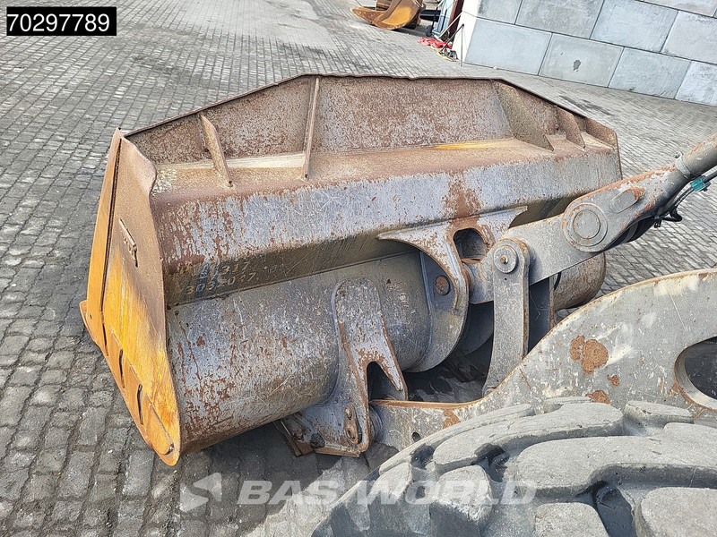 Wheel loader Volvo L90 H
