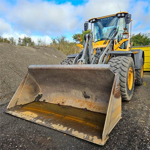 Wheel loader Volvo L90 H