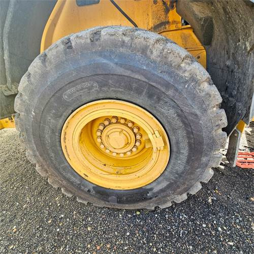 Wheel loader Volvo L90 H