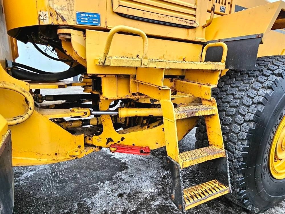 Wheel loader Volvo L90c