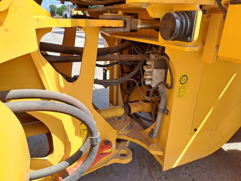 Wheel loader Volvo L 105