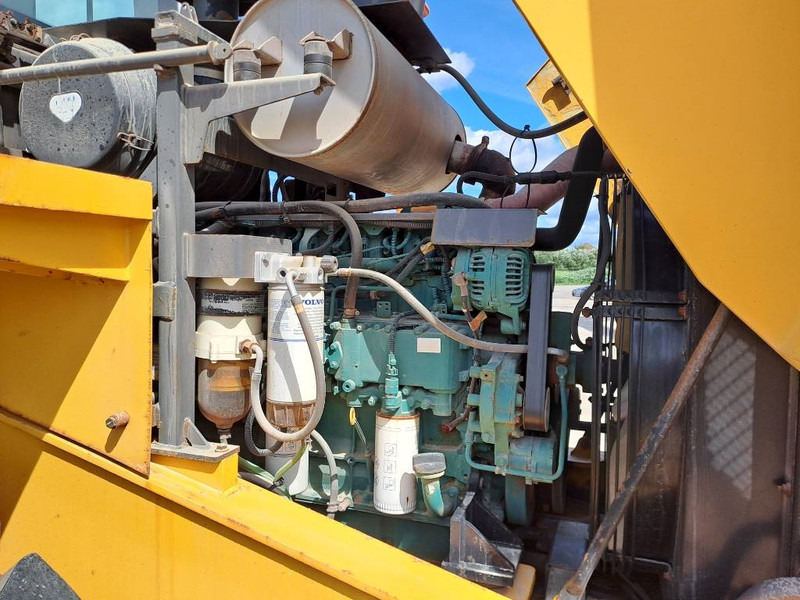 Wheel loader Volvo L 105