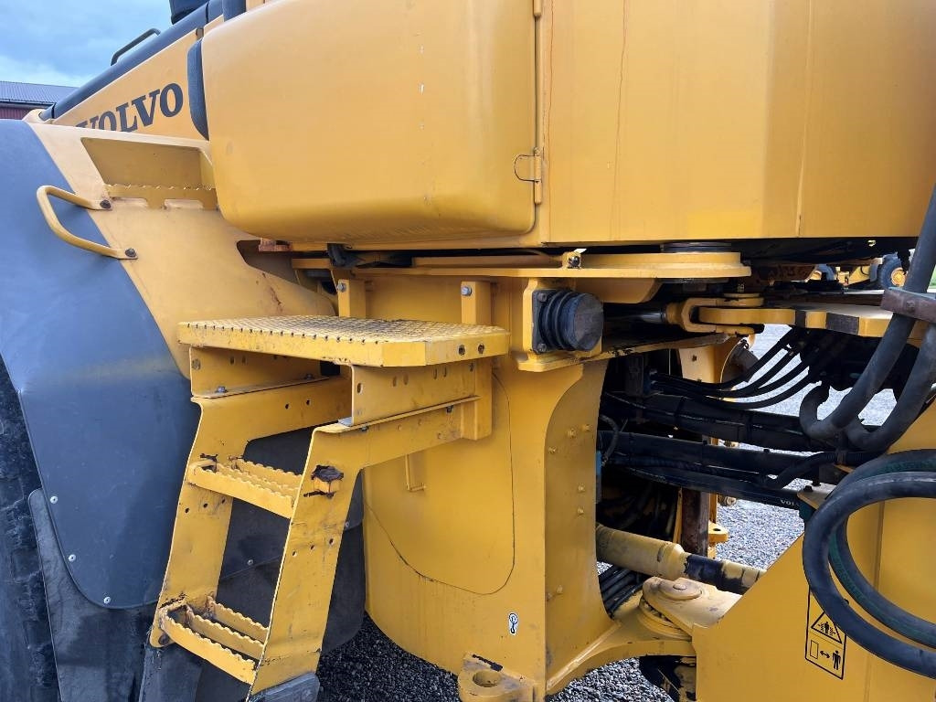 Wheel loader Volvo L 120 E