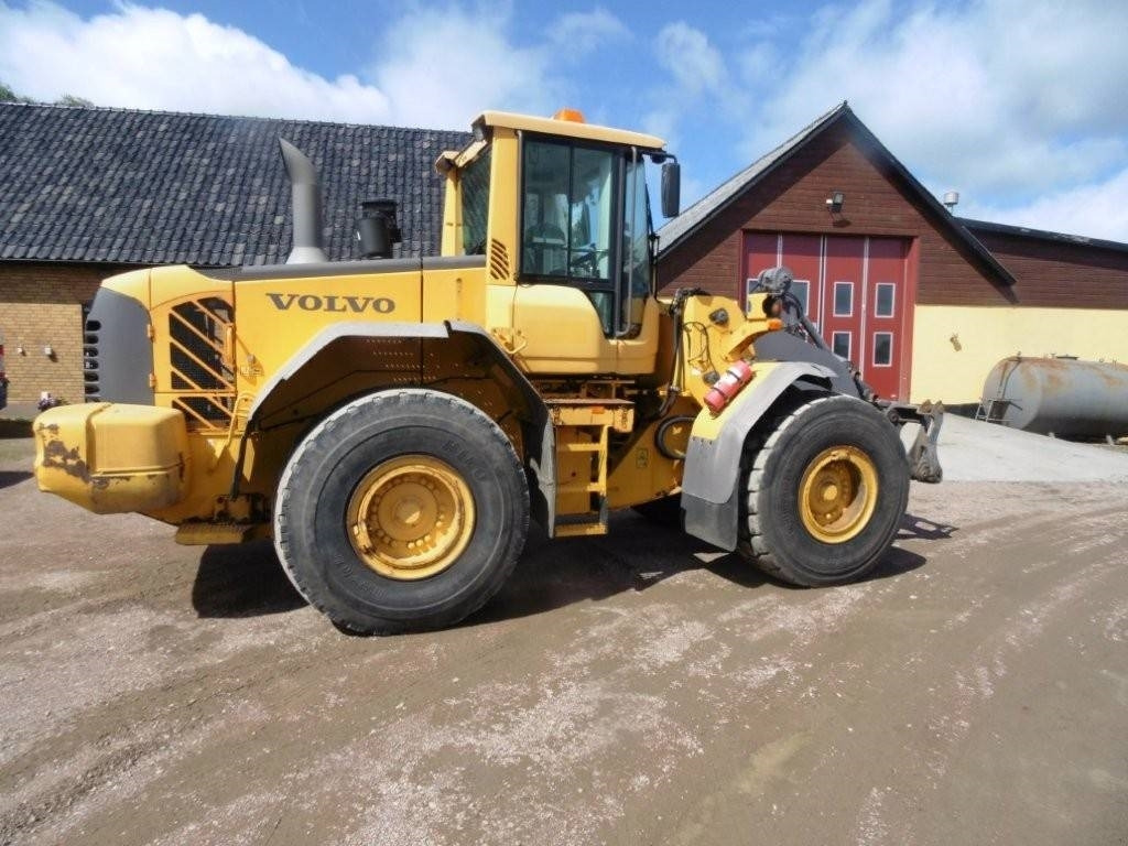 Wheel loader Volvo L 120 F