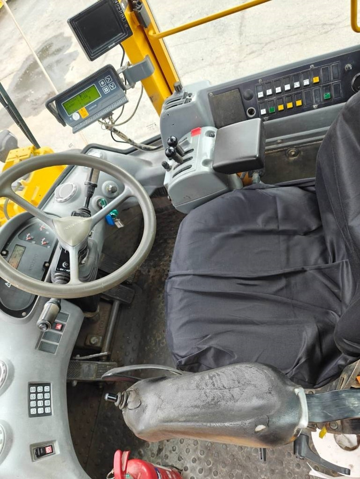 Wheel loader Volvo L 180 E