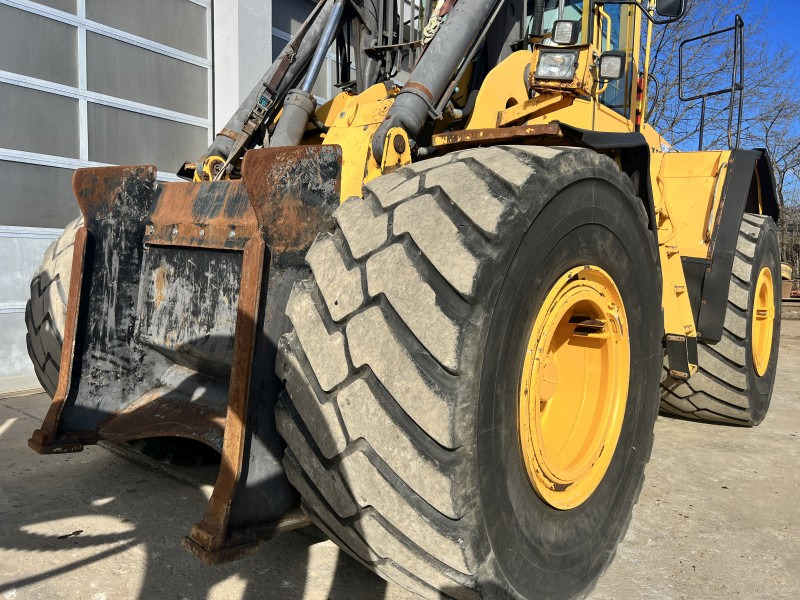 Wheel loader Volvo L 180 E HL (110814)