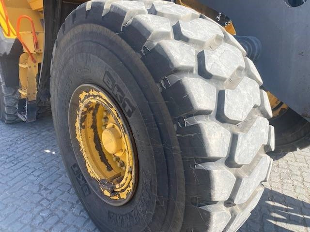 Wheel loader Volvo L 180 H (12005509)