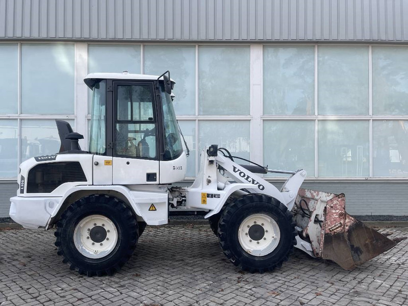 Wheel loader Volvo L 30 G 2020 CE